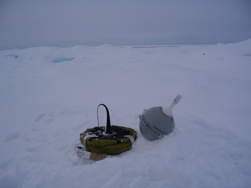 SVPB placed on sea ice. Courtesy of Benjamin Rabe (AWI