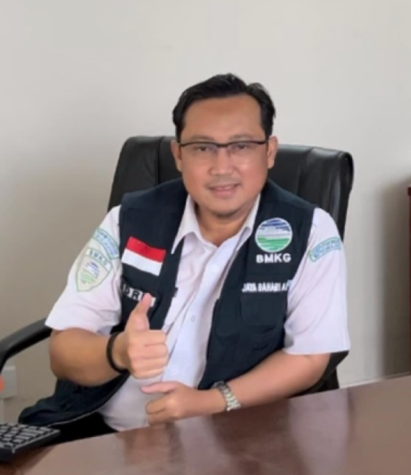 Dr. Andri Ramdhani Dr. Andri Ramdhani